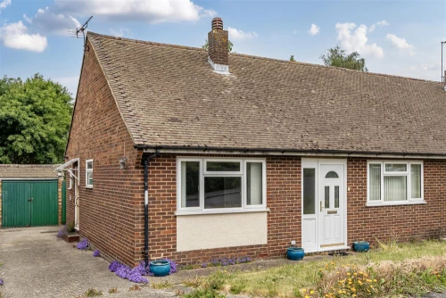 Bungalow - Semi Detached Main Photo