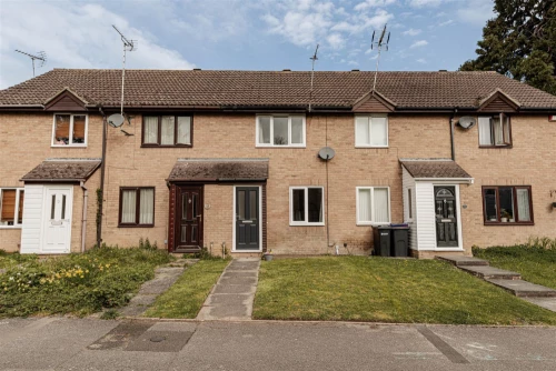 House - Terraced Main Photo