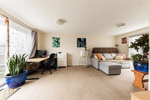 House - Terraced Main Photo