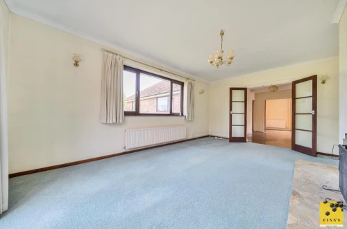 Bungalow - Detached Main Photo