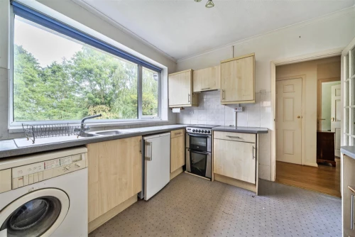 Bungalow - Semi Detached Main Photo