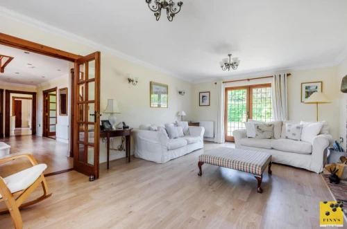 House - Detached Main Photo