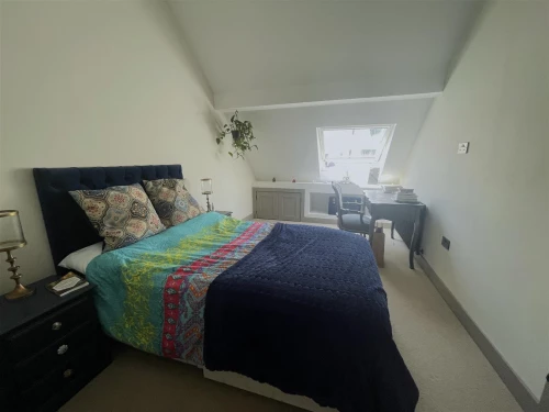 House - Townhouse Photo 3