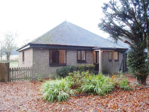 Bungalow - Detached Main Photo