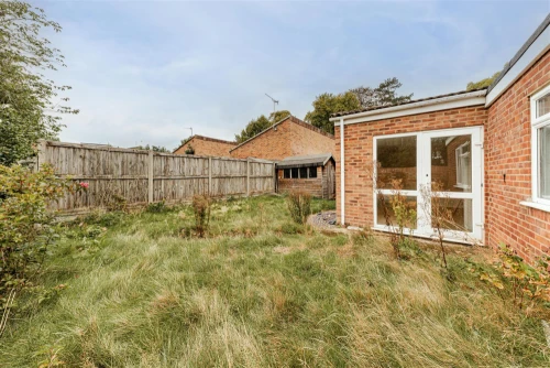 Bungalow - Semi Detached Main Photo