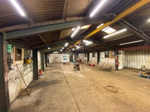 Industrial Unit Photo 3