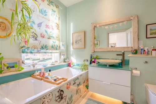 House - Semi-Detached Main Photo